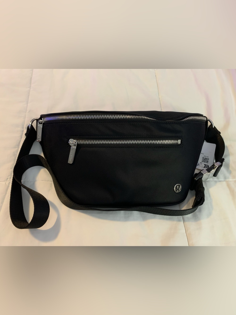 NWT Lululemon athletica Black Nylon Crossbody Belt Bag with Silver Hardware